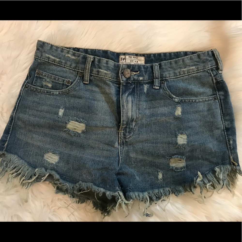 Free People - Cutoff Shorts - Size 28